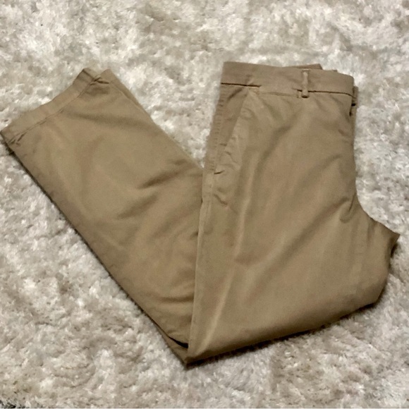 Banana Republic Pants - Banana Republic Women's Chino khaki tan straight leg pants size 14